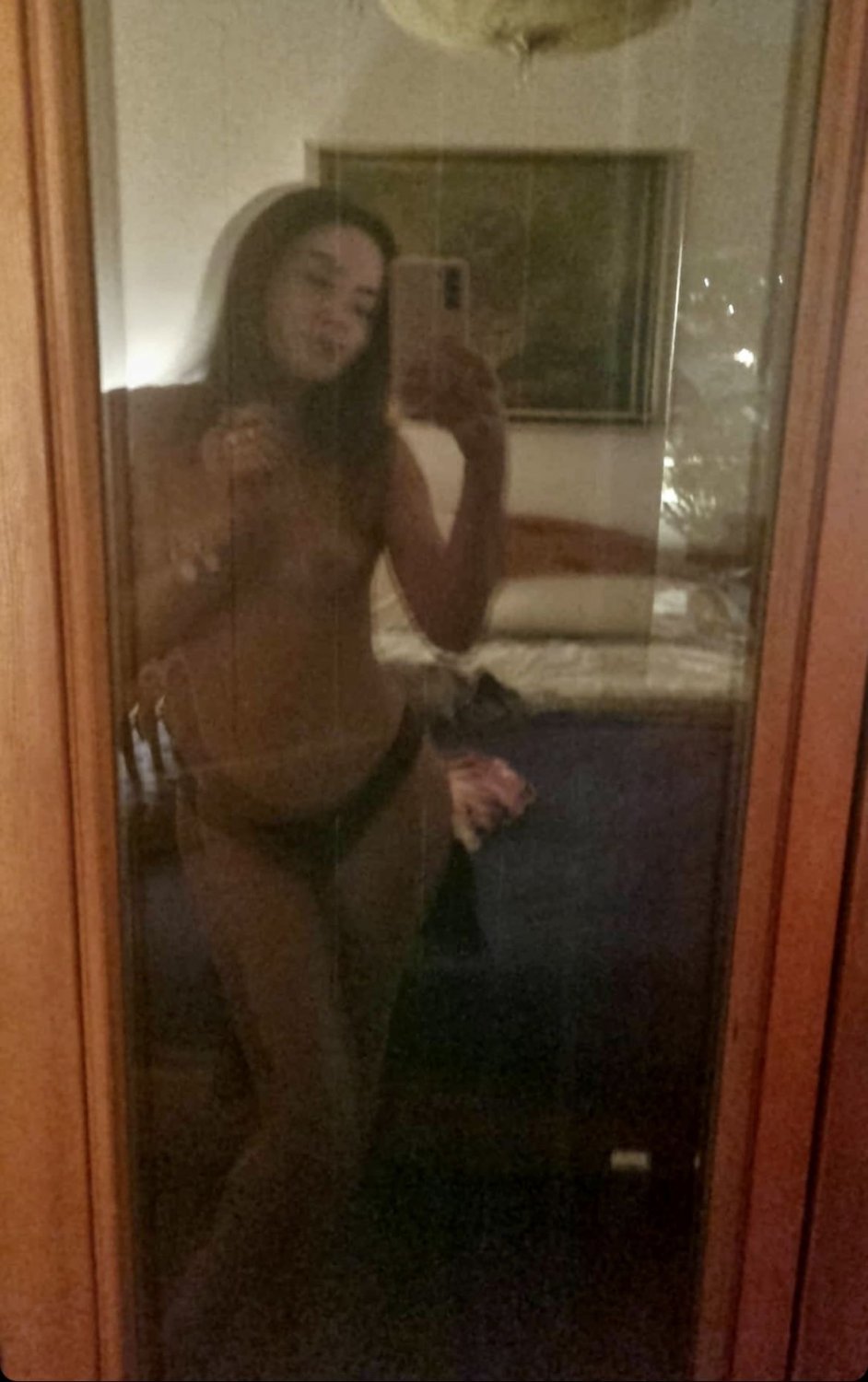 Instagram girl shows it all! #AObQUqoR