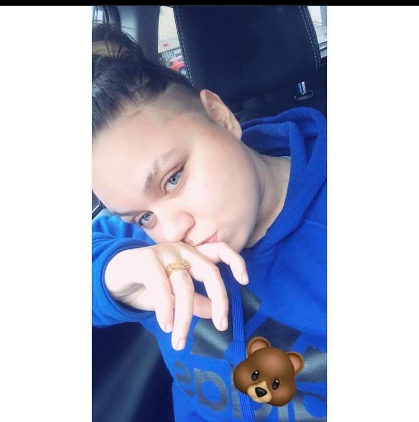 Chubby white dyke stud #W1J9EbFv