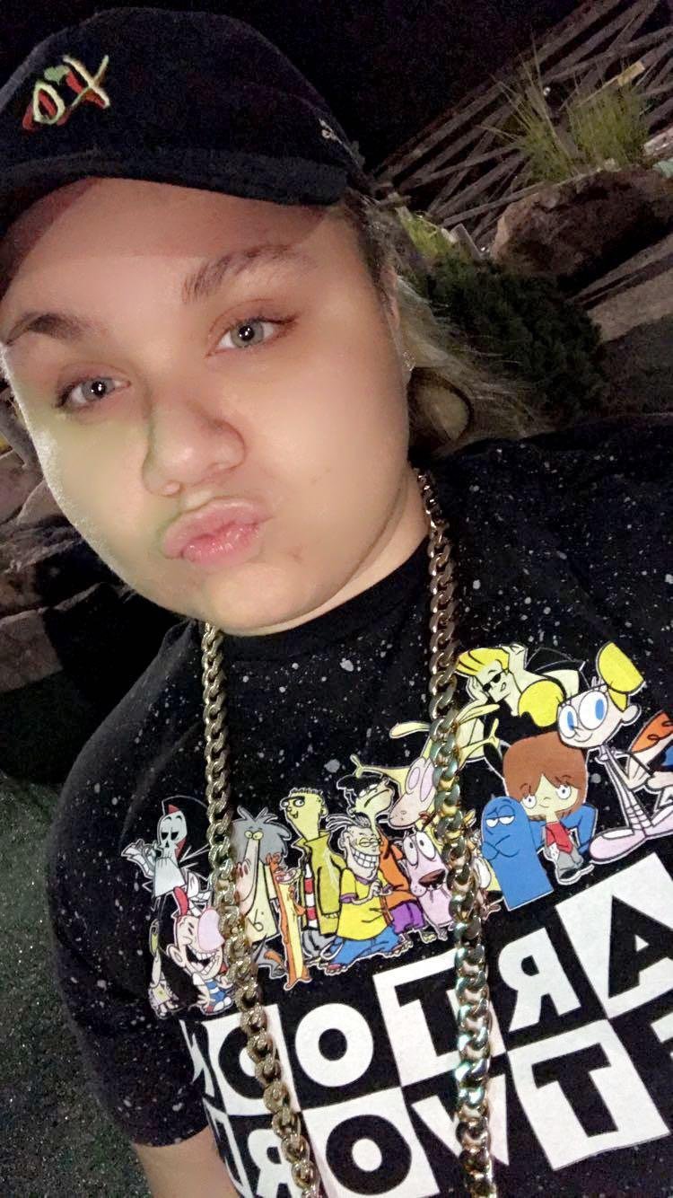 Chubby white dyke stud #bZkZ2r1x
