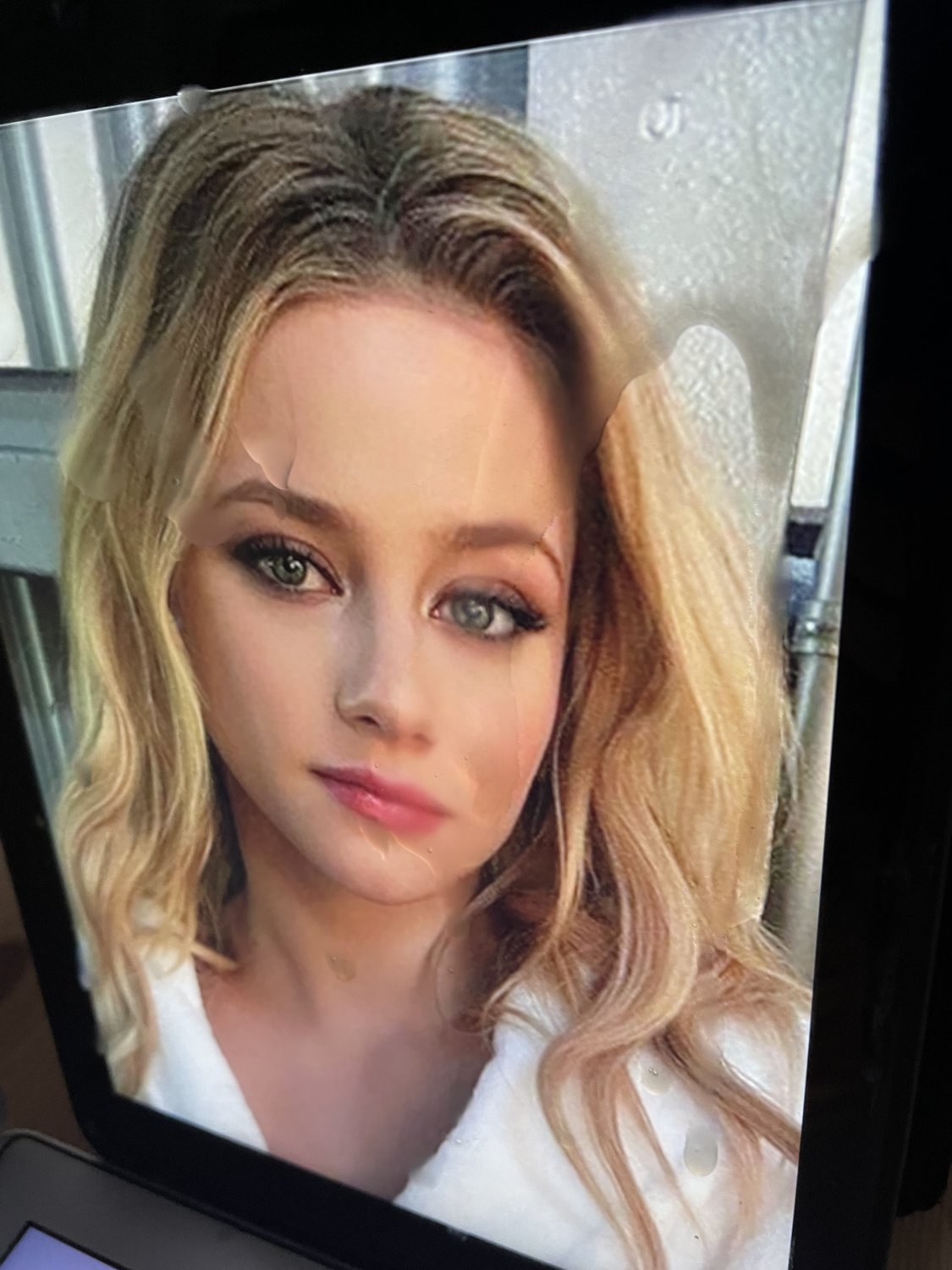 Lili Reinhart Cumtribute 1 Porn Videos Photos EroMe lili-reinhart-cumtribute-1-porn-videos-photos-erome