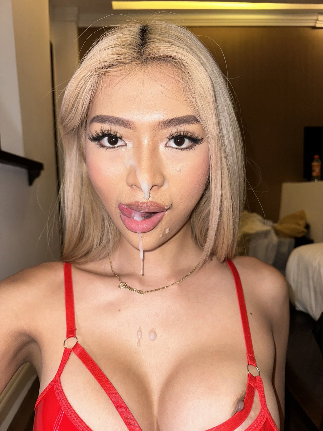 Singapore Lily - TGirl #HreXDwrX