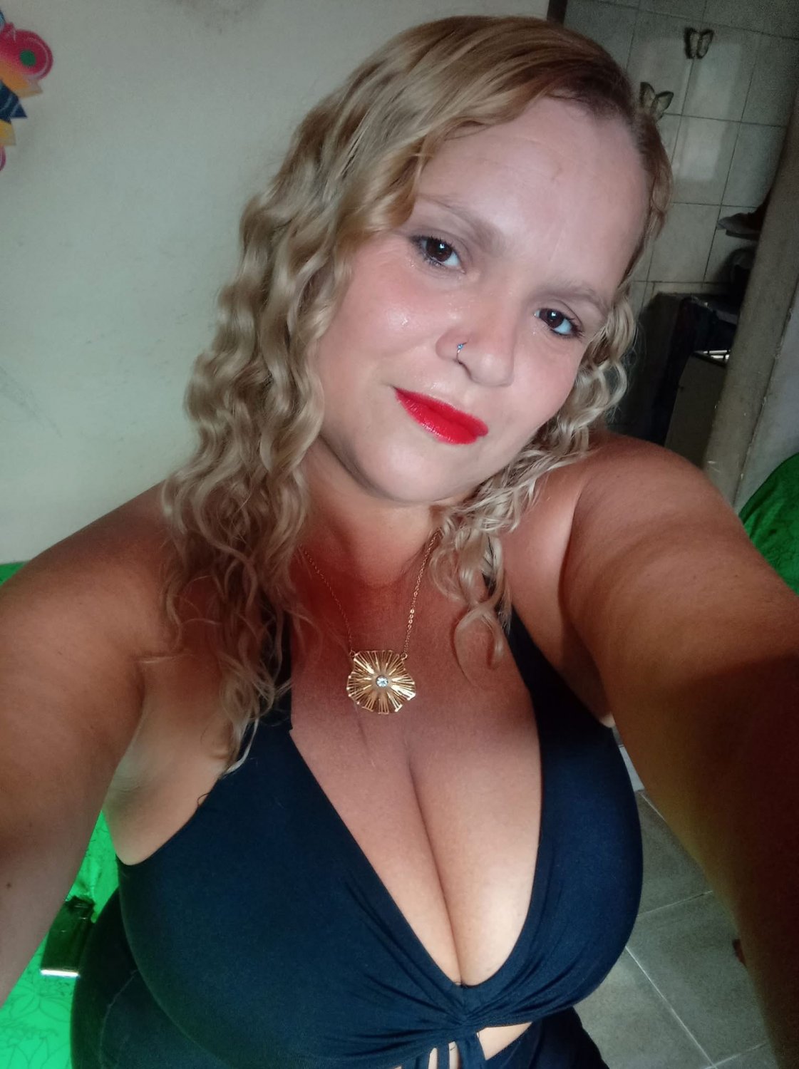Coroa peituda gostosa #3BJVWrfT