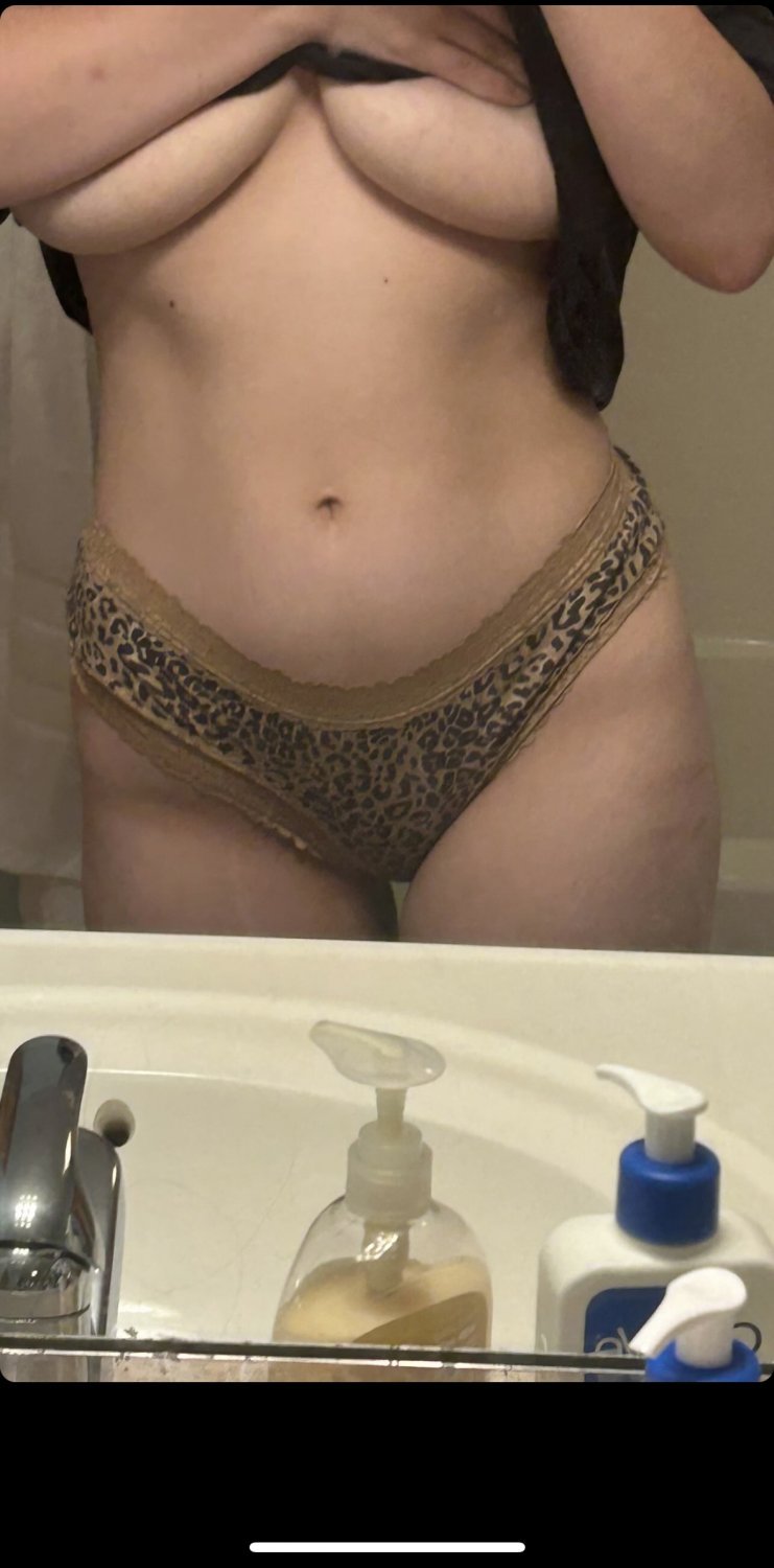 Submitted College Alt Big Tit Webslut #i2wn6GJp