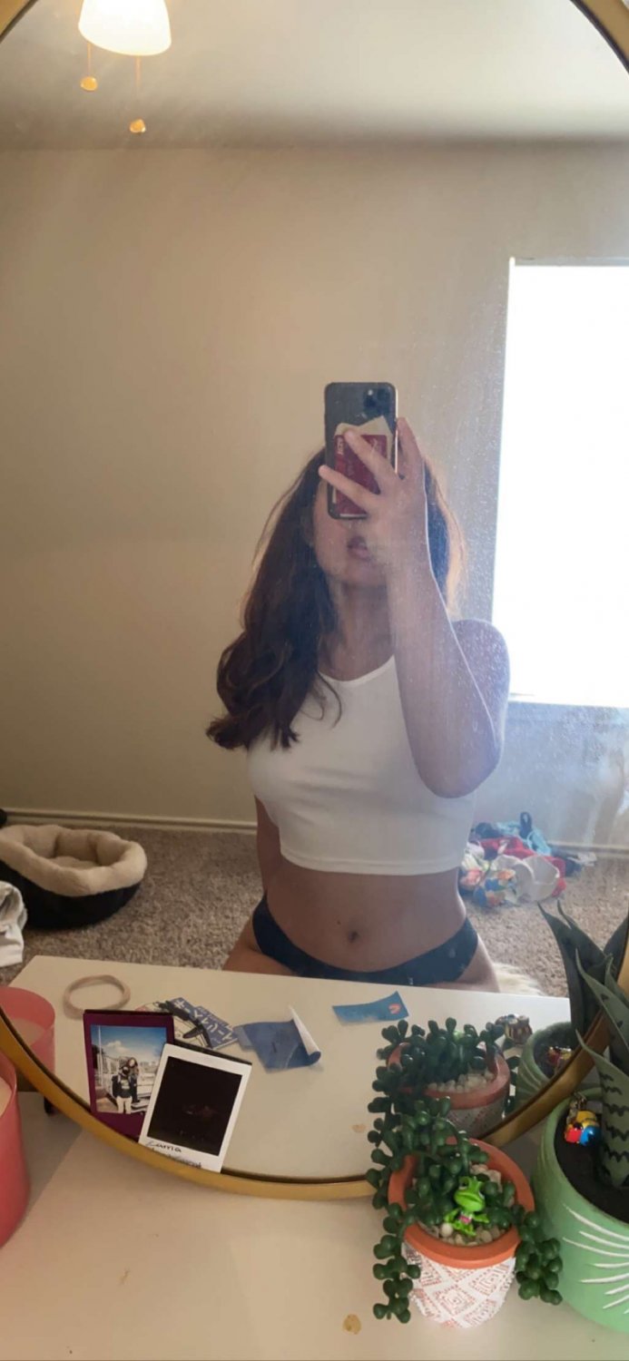 LEAKED 18 yo Hawaiian slut ex gf nudes kayakaiwii #8MBZVfV1