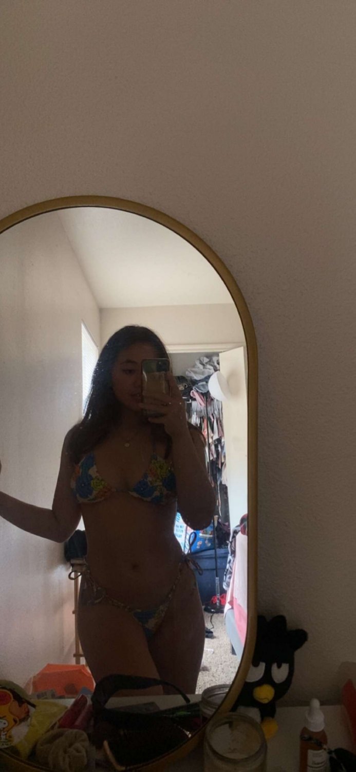LEAKED 18 yo Hawaiian slut ex gf nudes kayakaiwii #q410Sq9p