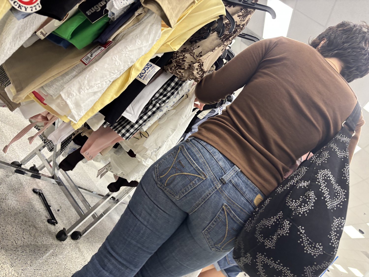 Nice Asian booty in jeans #EiqkYus1