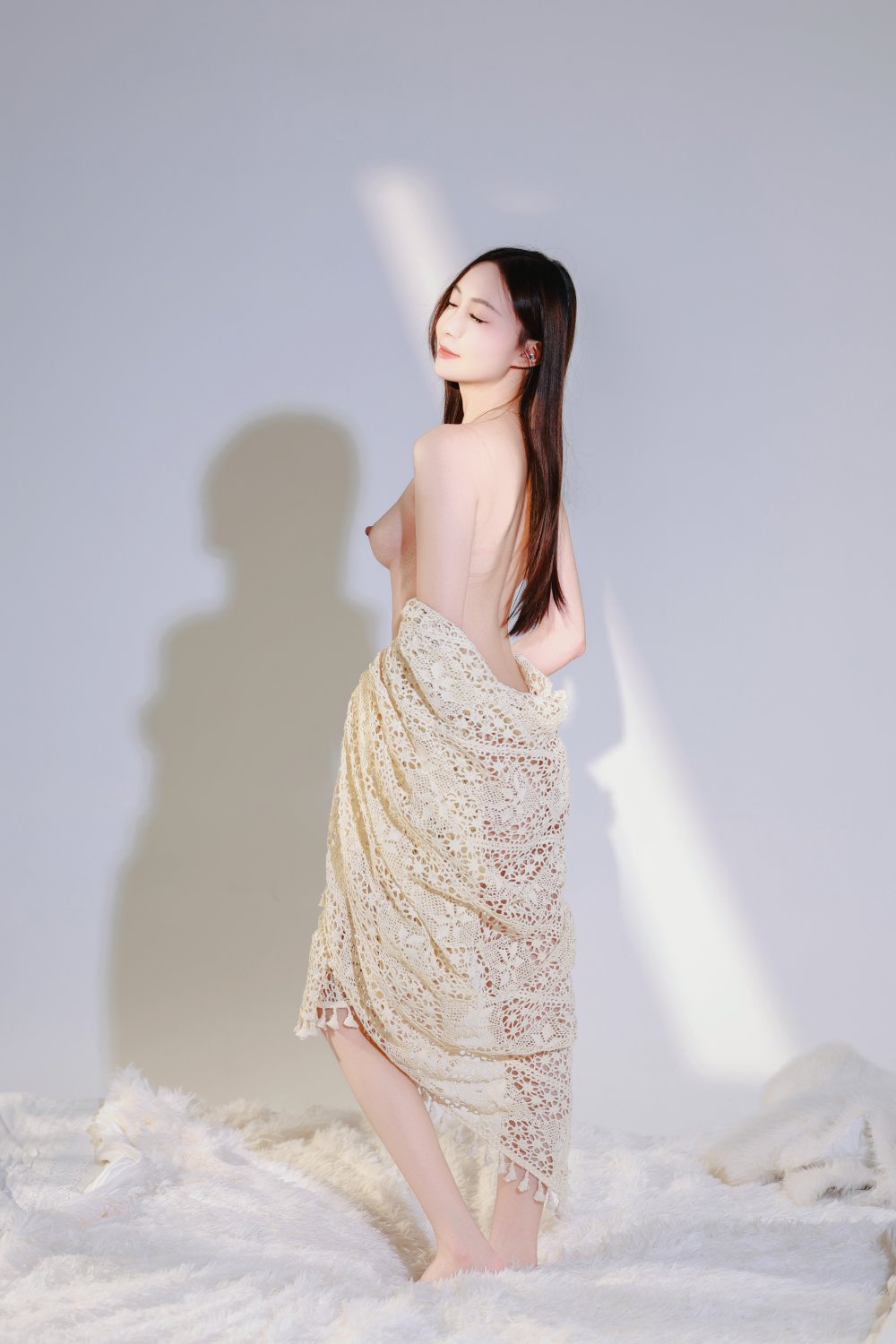 east asian model Lili #fMU7ZvNe