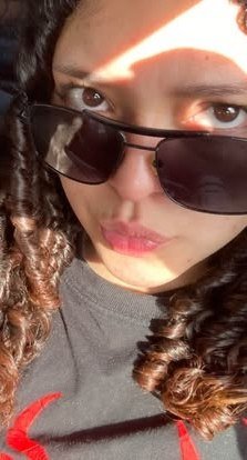 Gaby Aldana, puta colombiana calienta vergas en busca de tributo #H4lAmOX2